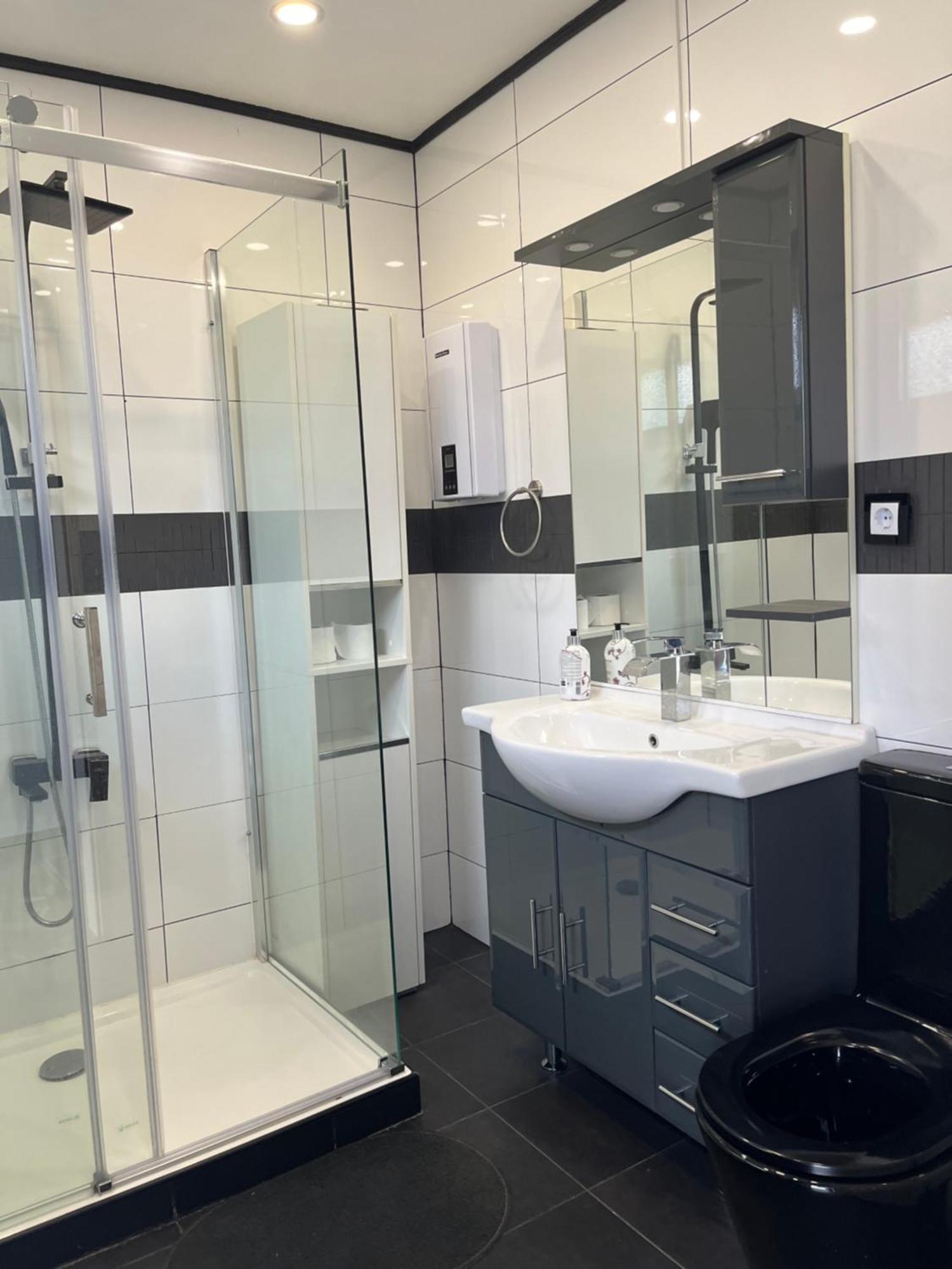Serene Meadows Apartment Золинген Екстериор снимка