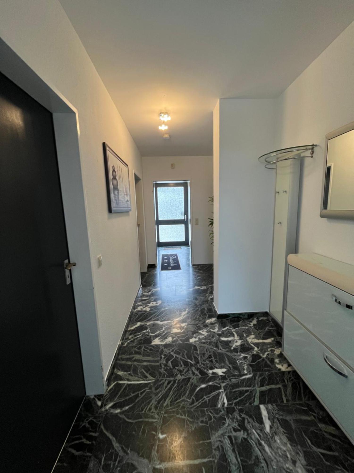Serene Meadows Apartment Золинген Екстериор снимка